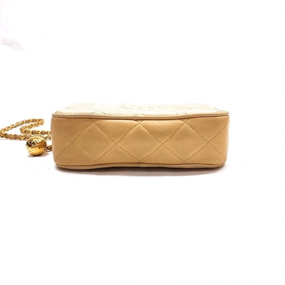 Chanel Bag Matelasse chain Cream Caviar Leather